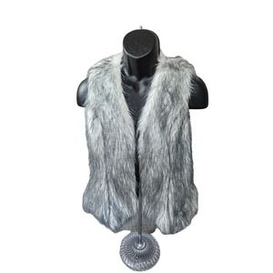 The cove boutique women's size small faux fur vest